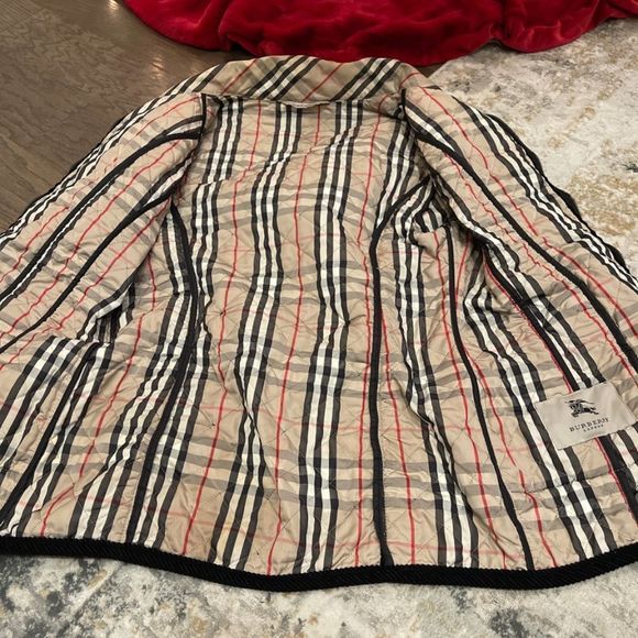 Burberry quilted jacket - Picture 3 of 6
